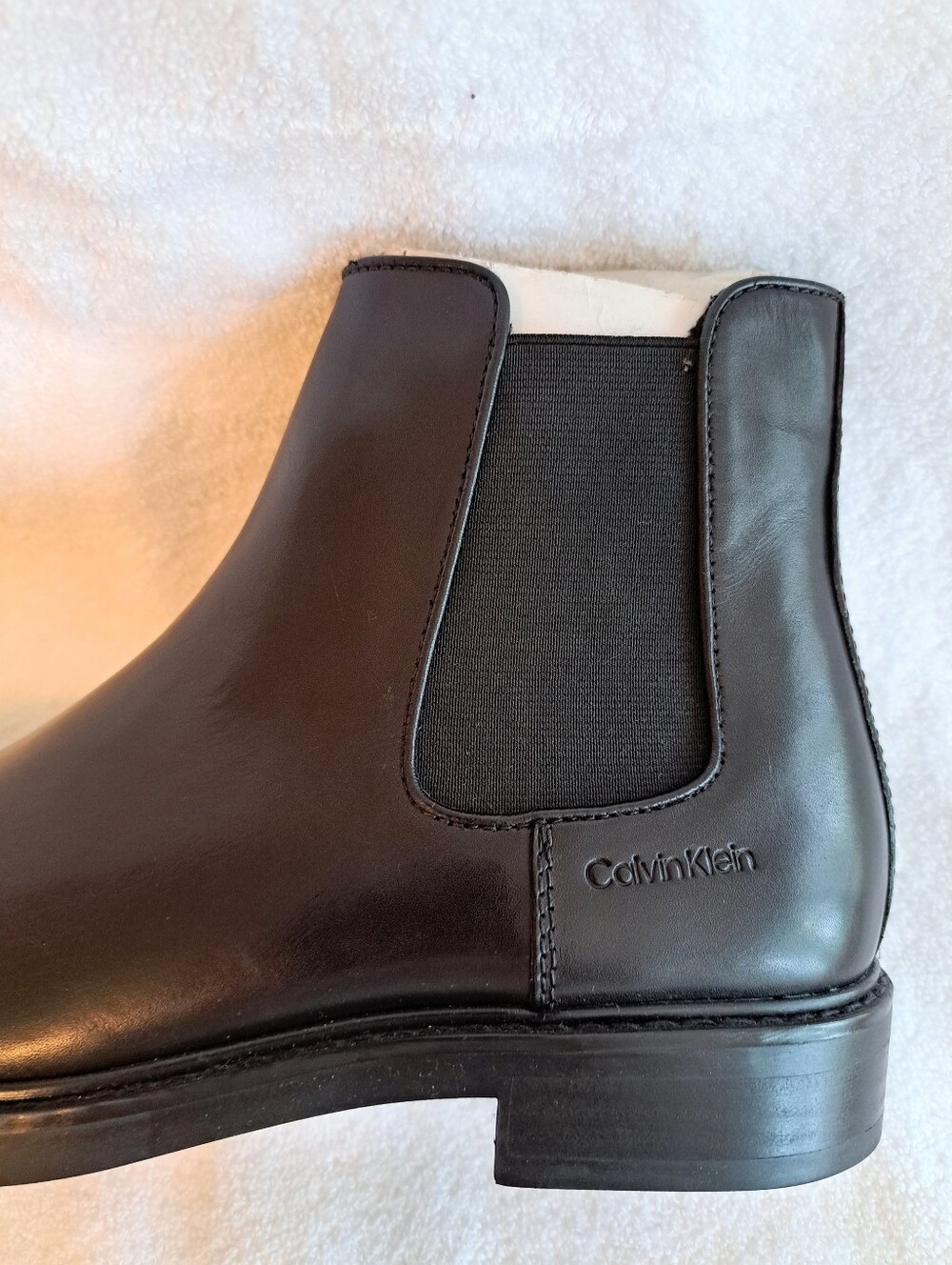 NEW Calvin Klein FENWICK Black Chelsea Boots - 8.5 - Picture 9 of 9